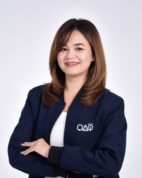 นางสาวชณัฐตา พุกทอง