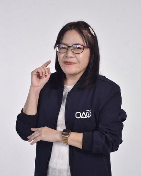 นางพรศรี นามธรรม